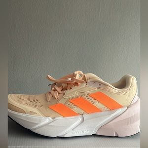 Women’s Adidas Adistar size 8. Athletic shoes.